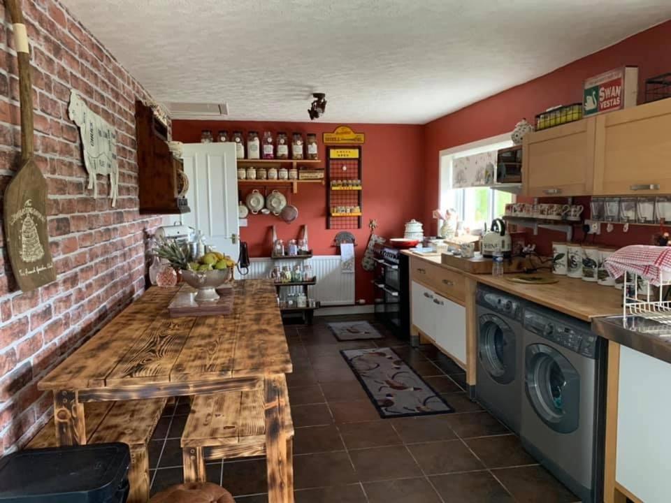 Brenarth Taigh Apartamento Barvas Exterior foto